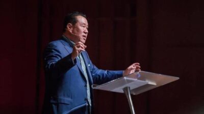 Corte Suprema bloquea el fallo contra la iglesia que lucha contra las restricciones de adoración de California