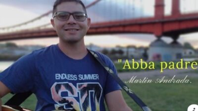 Martín Andrada presento «ABBA PADRE»