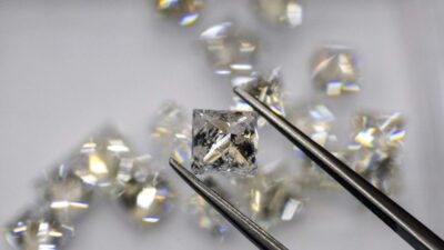 Reflexión: Siendo Diamantes en Manos del Orfebre