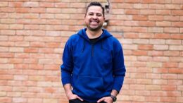 «Gracia sublime es», nuevo sencillo de Omar Rodríguez, acompañado de Art Aguilera