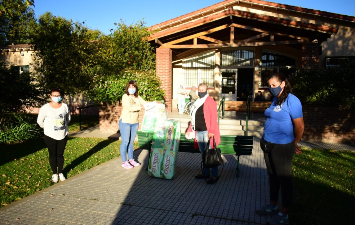 «Vida» realizó donativos al Hogar de ancianos de Olavarría
