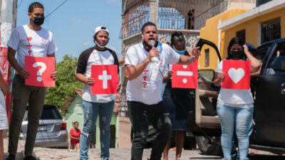 Iglesias de Republica Dominicana equipadas para el mes del evangelismo global
