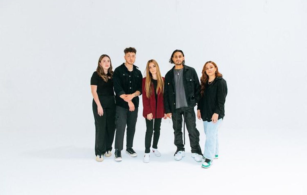 «Maverick City Música» canta «Aleluya» junto a Aaron Moses y Laila Olivera