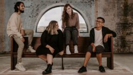 EL NUEVO EP DE SWITCH AYUDA A LOS OYENTES A COMPRENDER EL GRAN AMOR DE DIOS