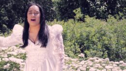 María Rosario lanza su nuevo sencillo “Quien dijo que sería fácil»