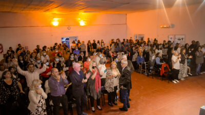 Olavarria tuvo una noche de milagros, unción y avivamiento «HECHO ESTÁ»