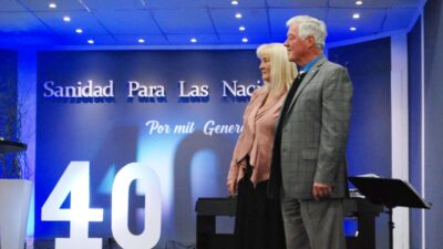 Festejo del 40º aniversario de la Iglesia «Sanidad para las Naciones»